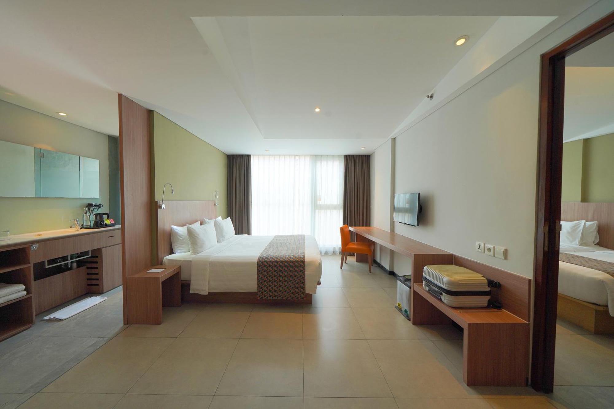Hotel Episode Kuta Bali 4*